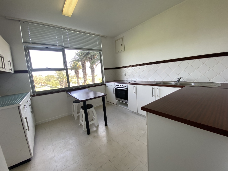 To Let 3 Bedroom Property for Rent in Milnerton Central Western Cape